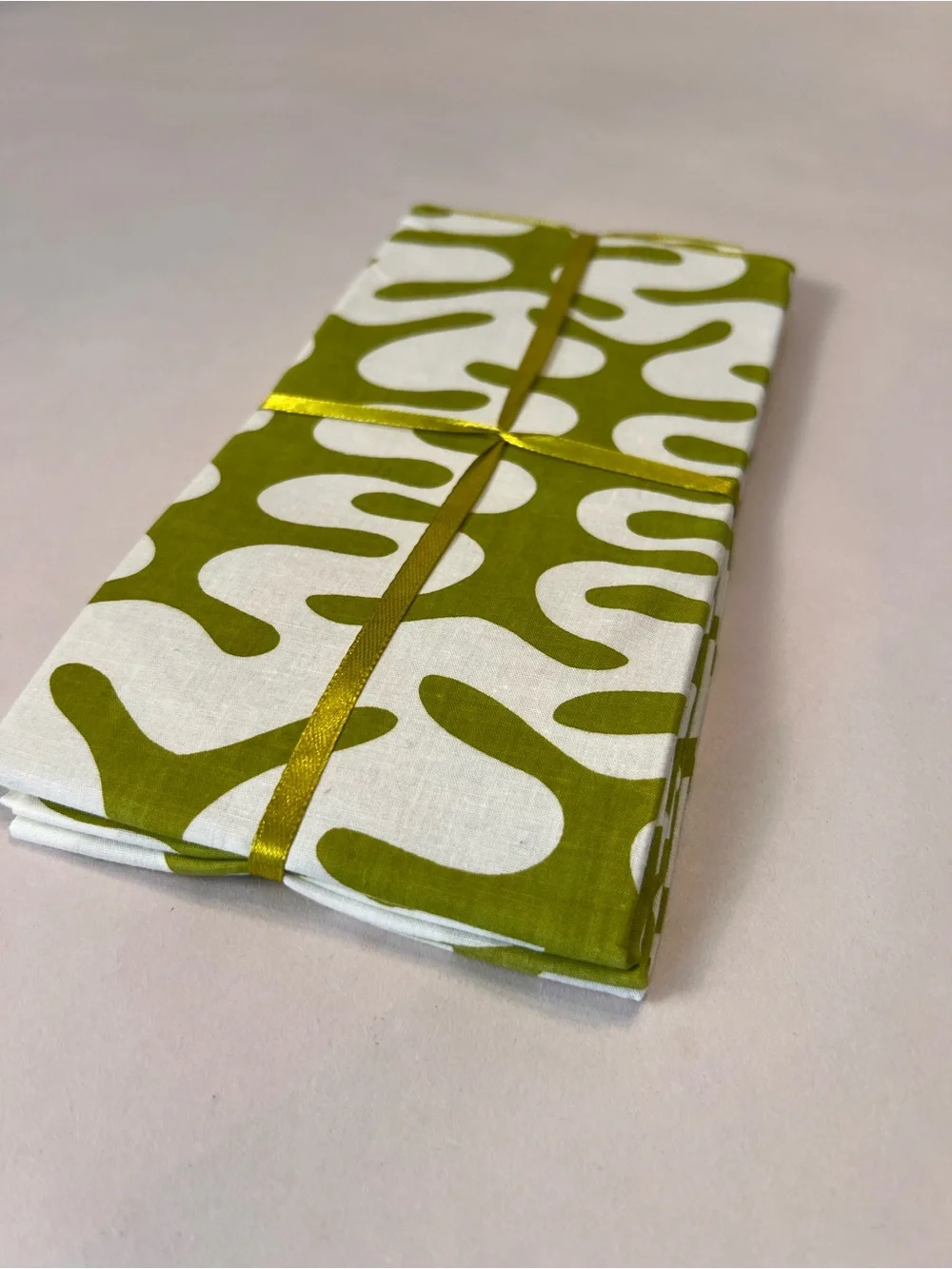 Green and White Abstract Cotton Napkins - Set